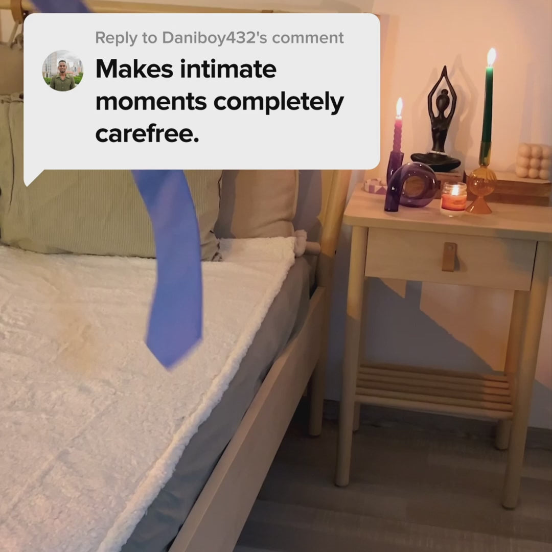 THE LOVE BLANKET